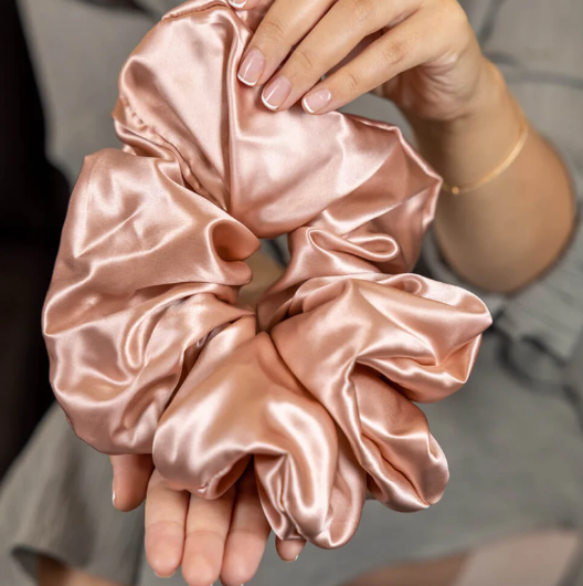 Aurica Toka - Pembe Büyük Model %100 Saf Dut İpeği